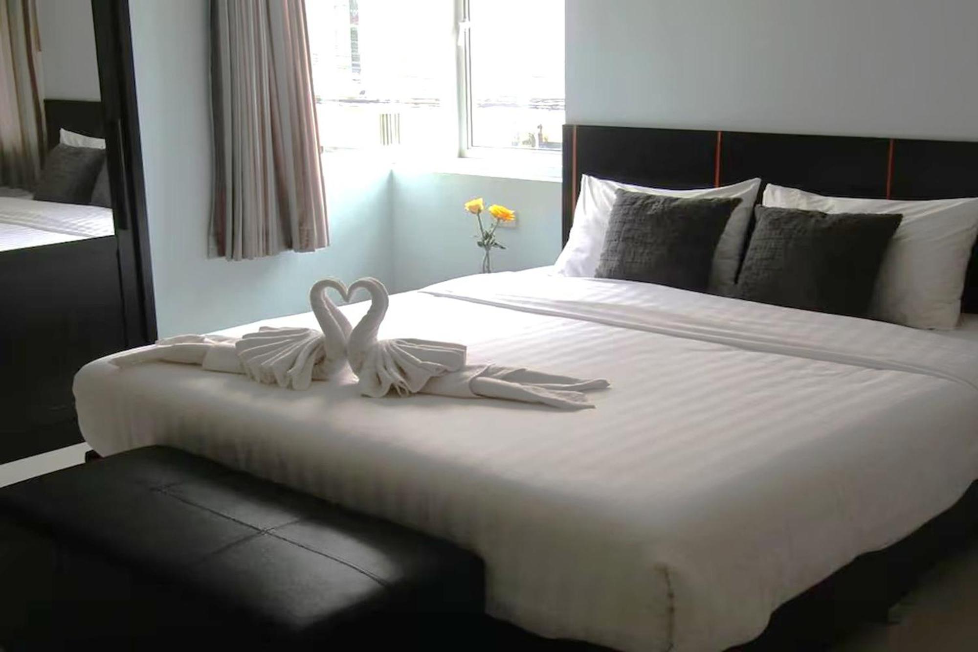 La Viva Hotel ブリーラム エクステリア 写真
